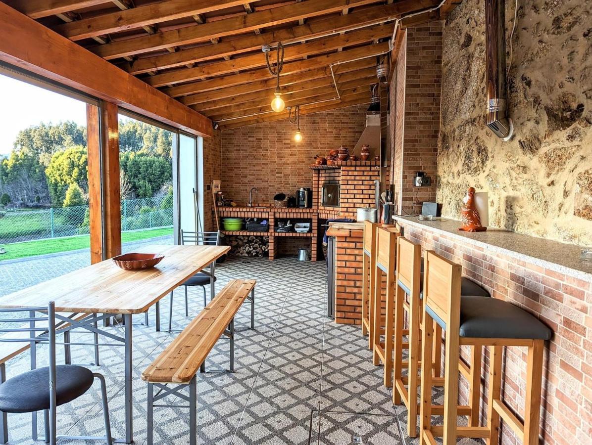Fonte Retreat Home - Jacuzzi And Heated Swimming Pool Sandim Exteriör bild