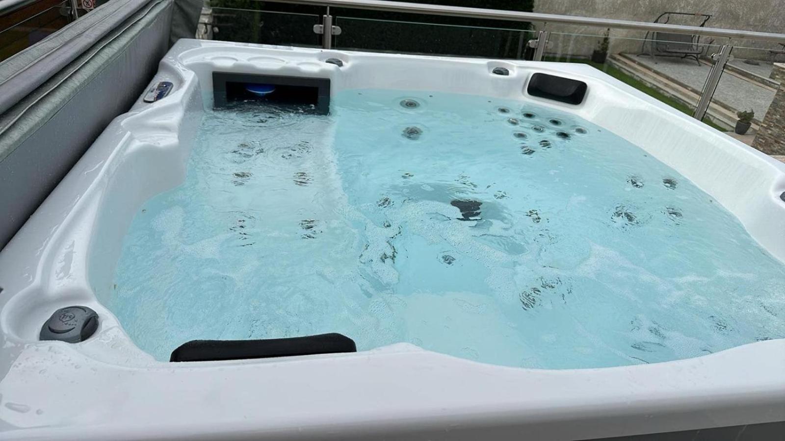 Fonte Retreat Home - Jacuzzi And Heated Swimming Pool Sandim Exteriör bild